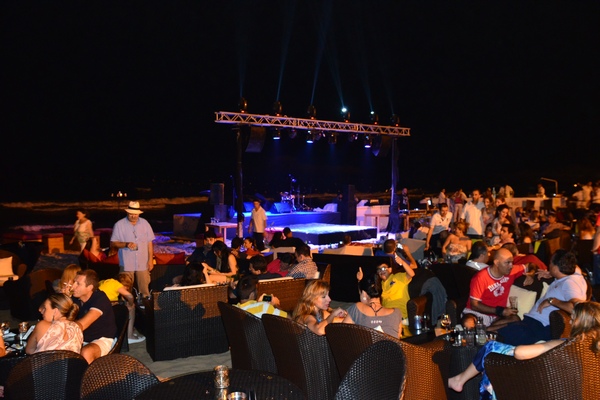 Soul Music with Gisele at Edde Sands
